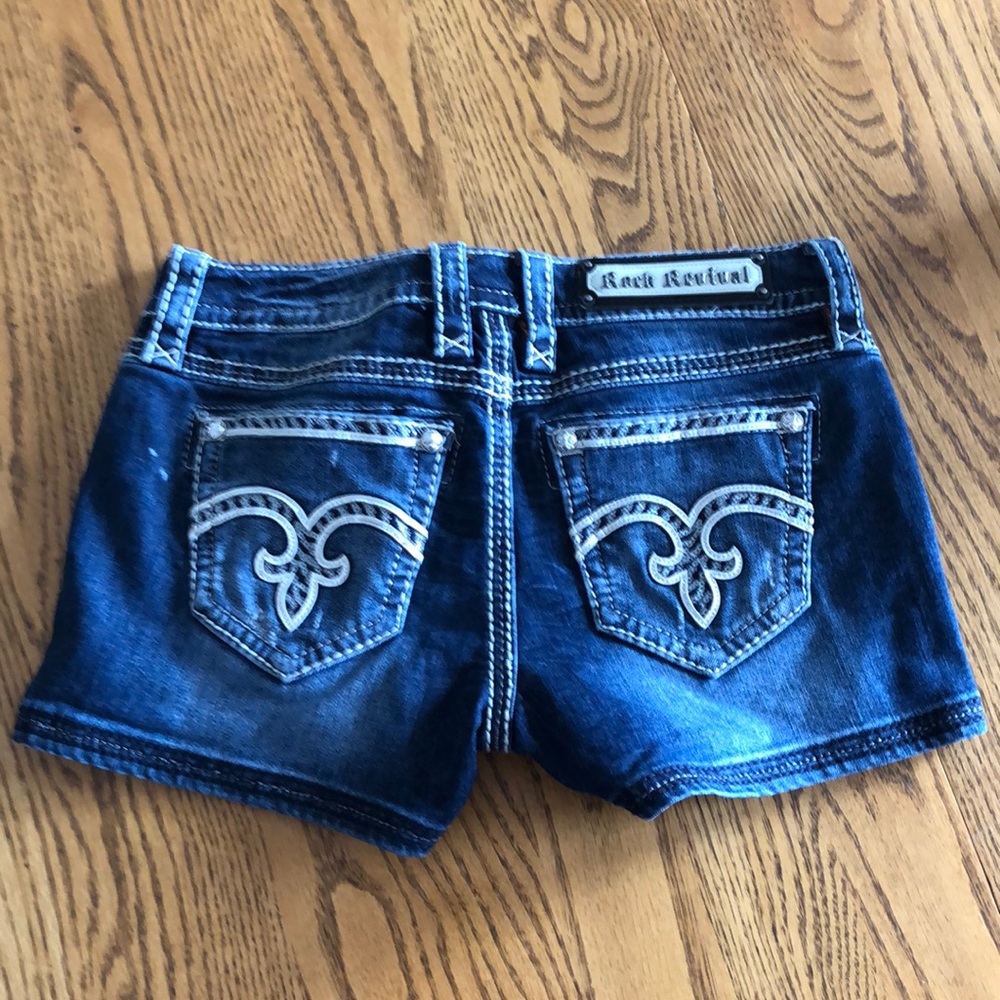 Rock Revival Alanis Jean Shorts size 26